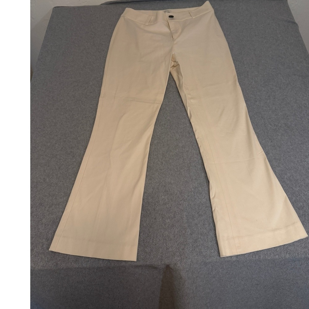 Club Monaco Pants 6 Beige Solid Flare Dress Pants 6